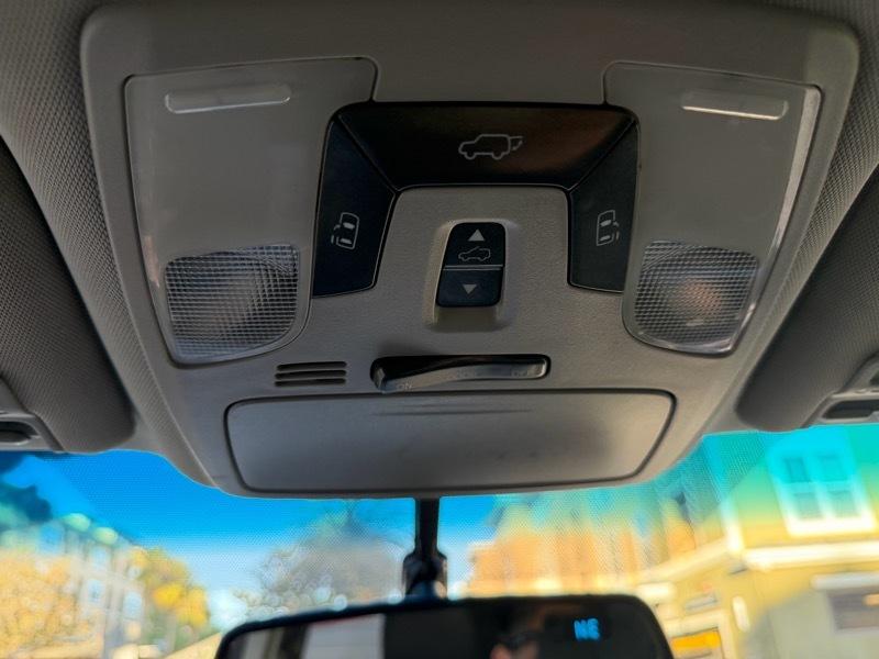 Toyota Sienna SE FWD 8-Passenger V6 2015