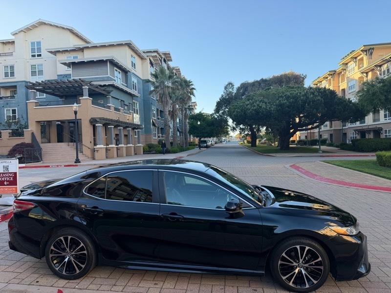 Toyota Camry SE 2018