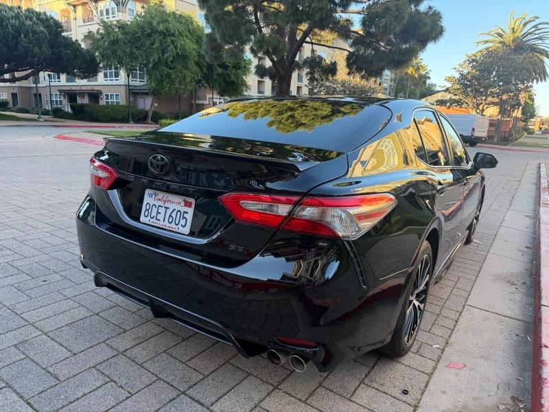 Toyota Camry SE 2018