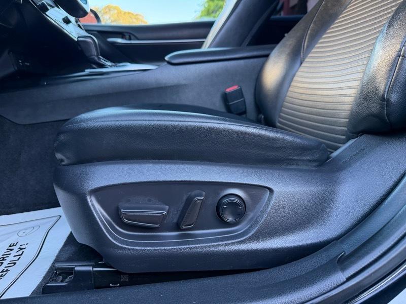 Toyota Camry SE 2018