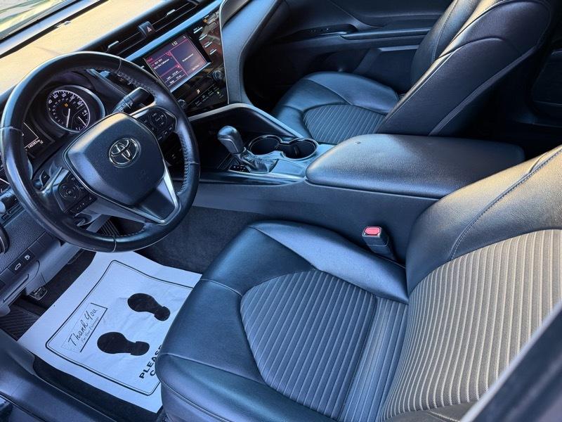 Toyota Camry SE 2018