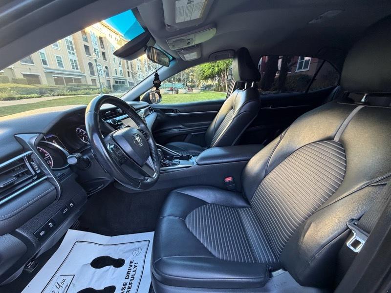 Toyota Camry SE 2018