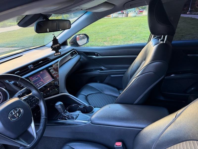 Toyota Camry SE 2018