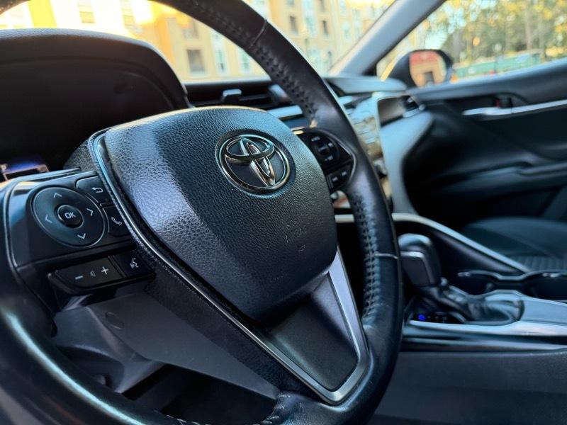 Toyota Camry SE 2018