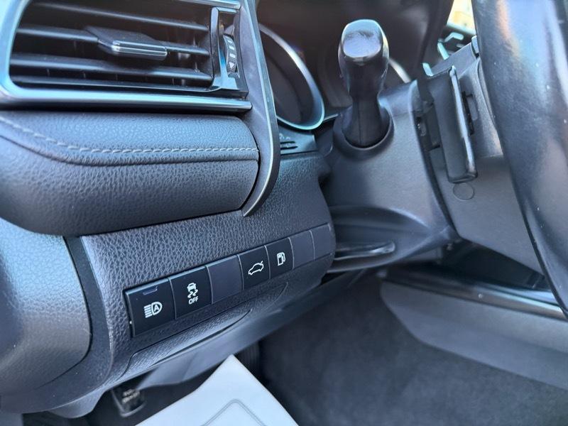 Toyota Camry SE 2018