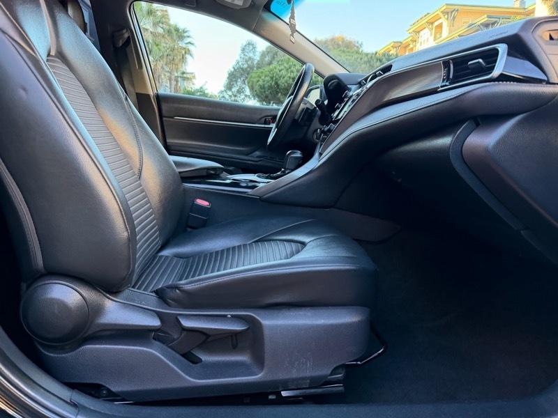 Toyota Camry SE 2018