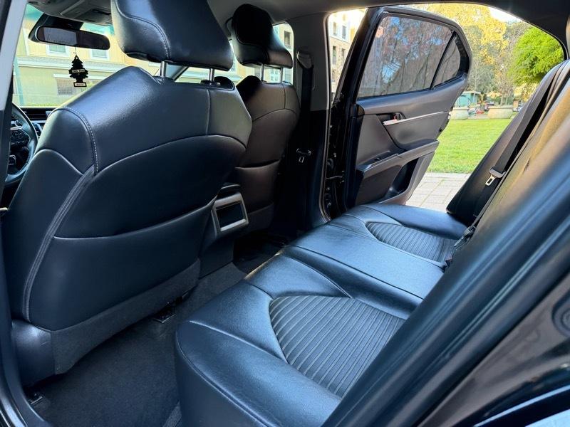 Toyota Camry SE 2018