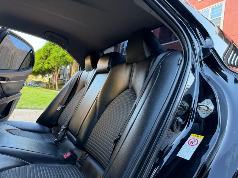 Toyota Camry SE 2018