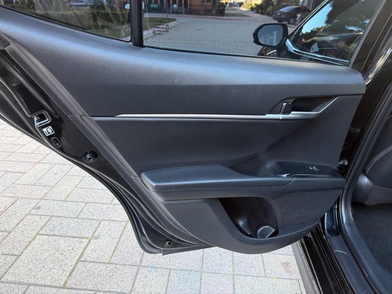 Toyota Camry SE 2018