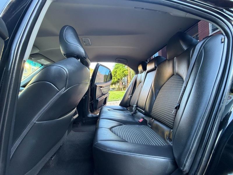 Toyota Camry SE 2018