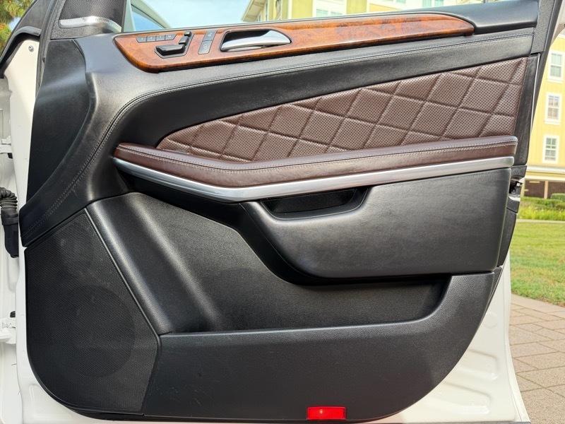 Mercedes-Benz GL-Class GL550 4MATIC 2014