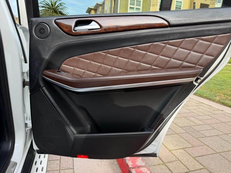 Mercedes-Benz GL-Class GL550 4MATIC 2014