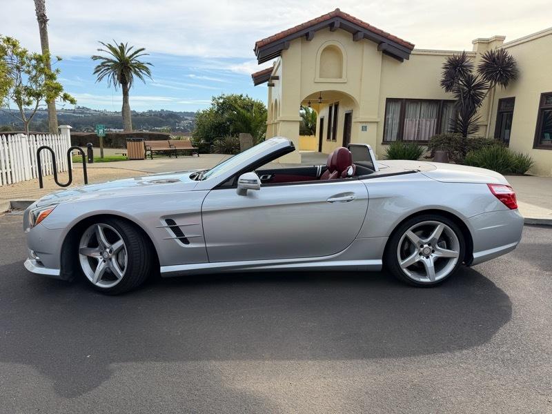 Mercedes-Benz SL-Class SL550R 2014