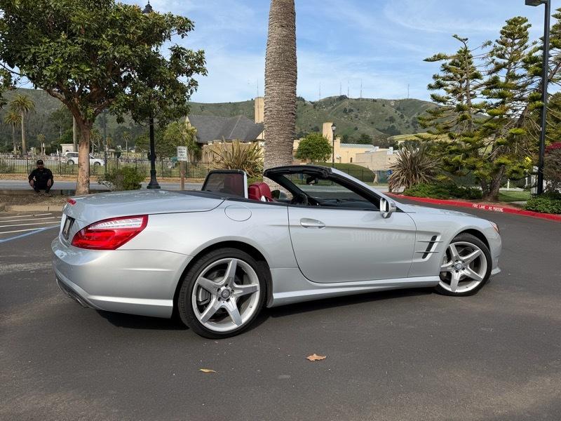 Mercedes-Benz SL-Class SL550R 2014