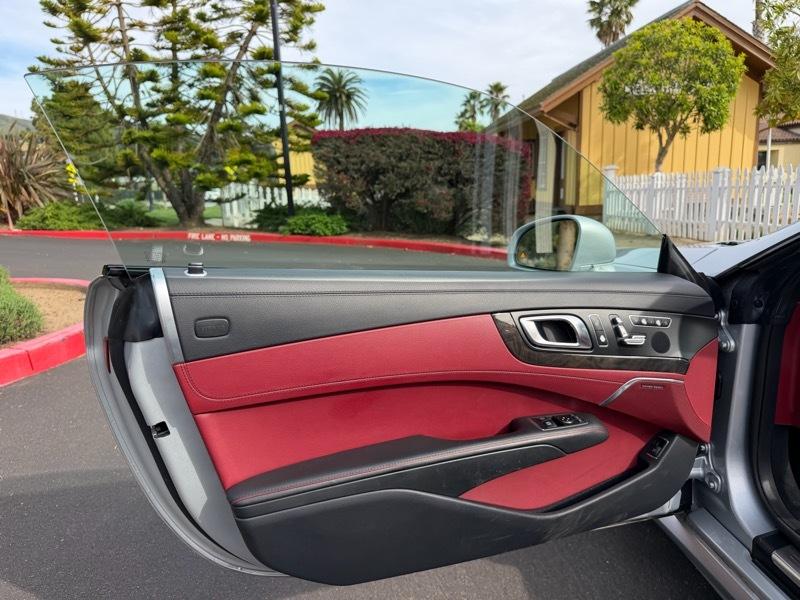 Mercedes-Benz SL-Class SL550R 2014