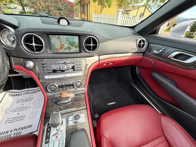 Mercedes-Benz SL-Class SL550R 2014