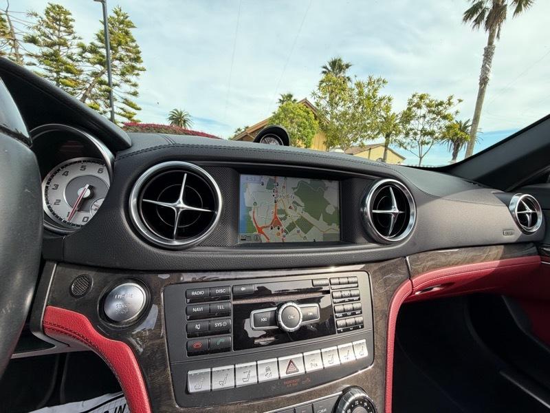 Mercedes-Benz SL-Class SL550R 2014