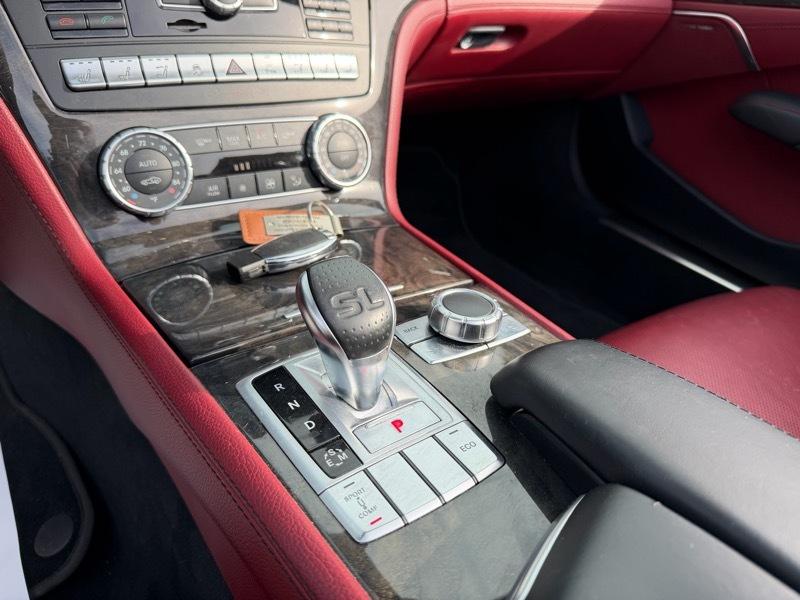 Mercedes-Benz SL-Class SL550R 2014