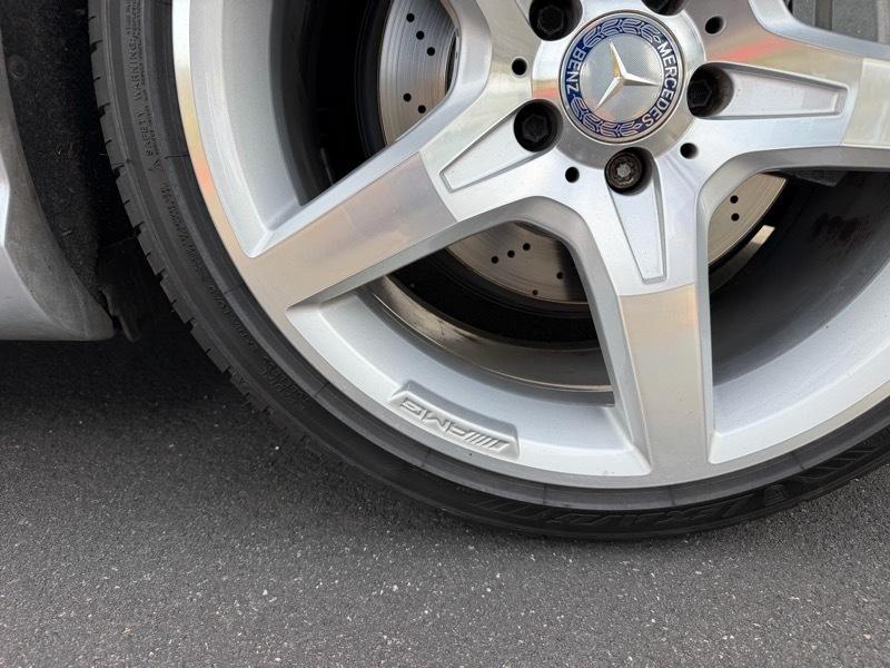 Mercedes-Benz SL-Class SL550R 2014