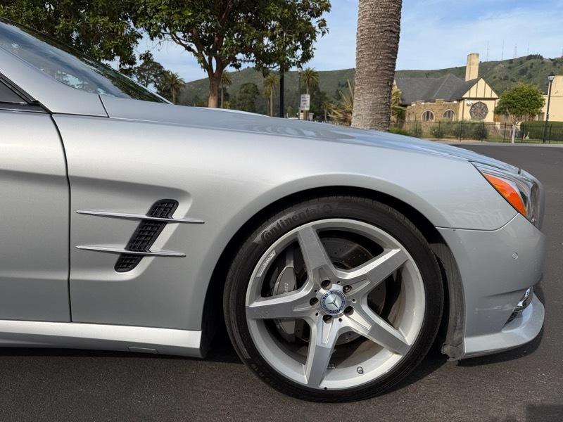 Mercedes-Benz SL-Class SL550R 2014