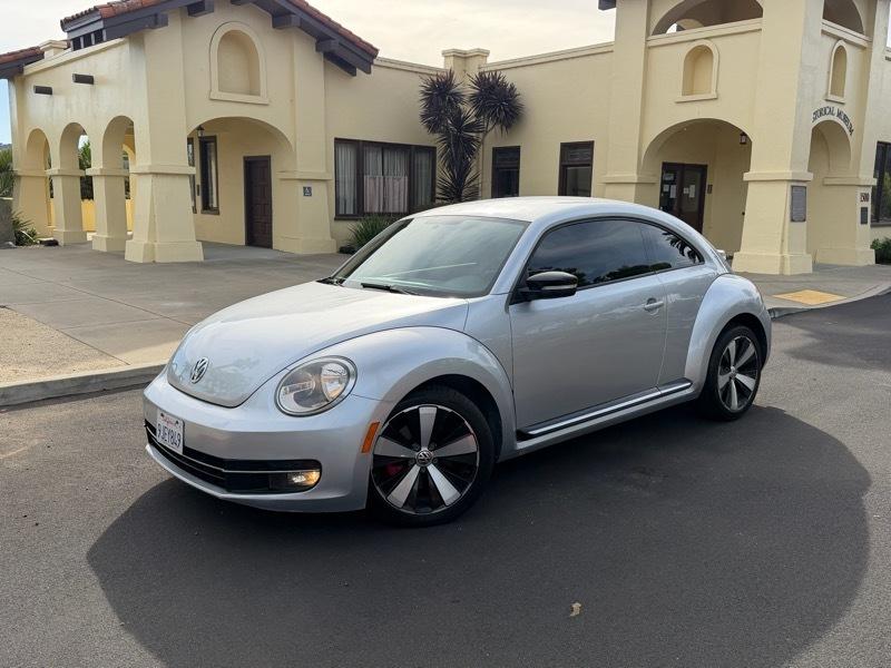 Volkswagen Beetle 2.0T Turbo 2012