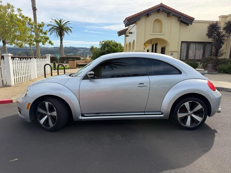 Volkswagen Beetle 2.0T Turbo 2012