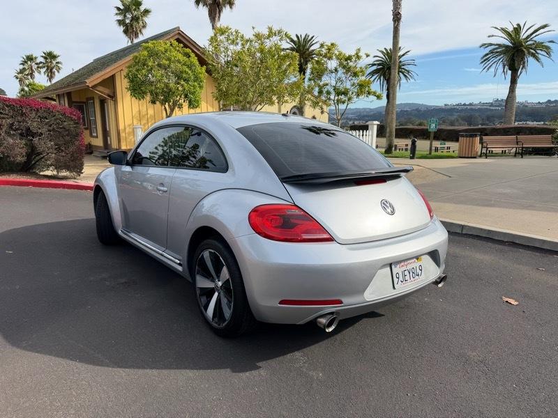 Volkswagen Beetle 2.0T Turbo 2012