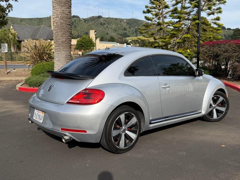 Volkswagen Beetle 2.0T Turbo 2012