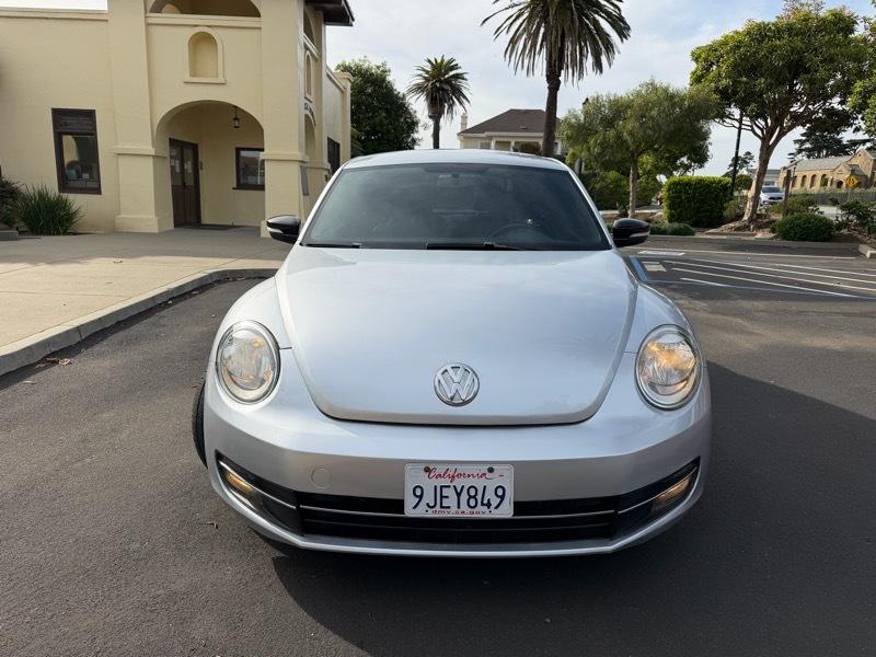 Volkswagen Beetle 2.0T Turbo 2012