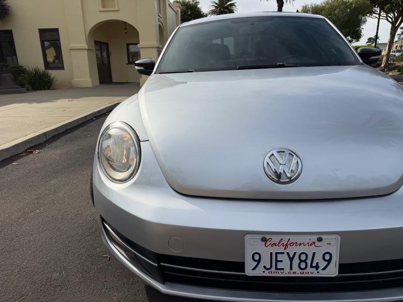 Volkswagen Beetle 2.0T Turbo 2012