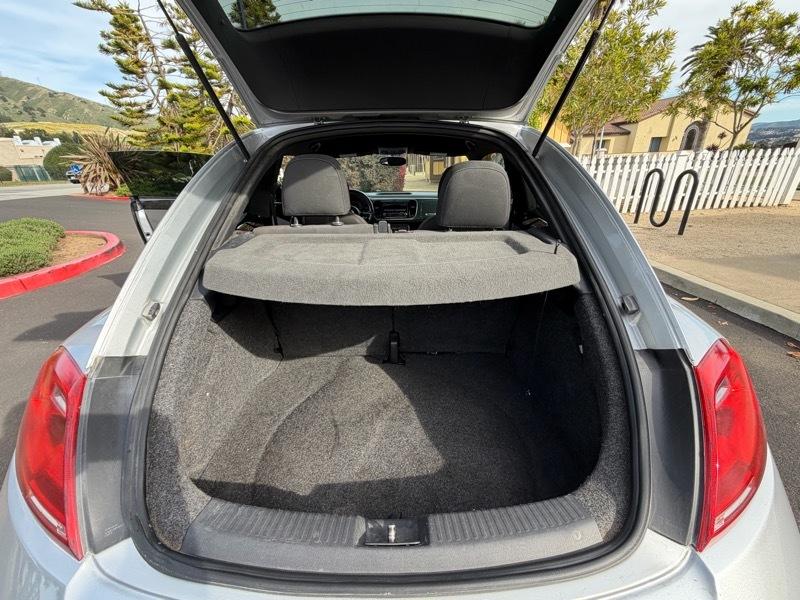 Volkswagen Beetle 2.0T Turbo 2012