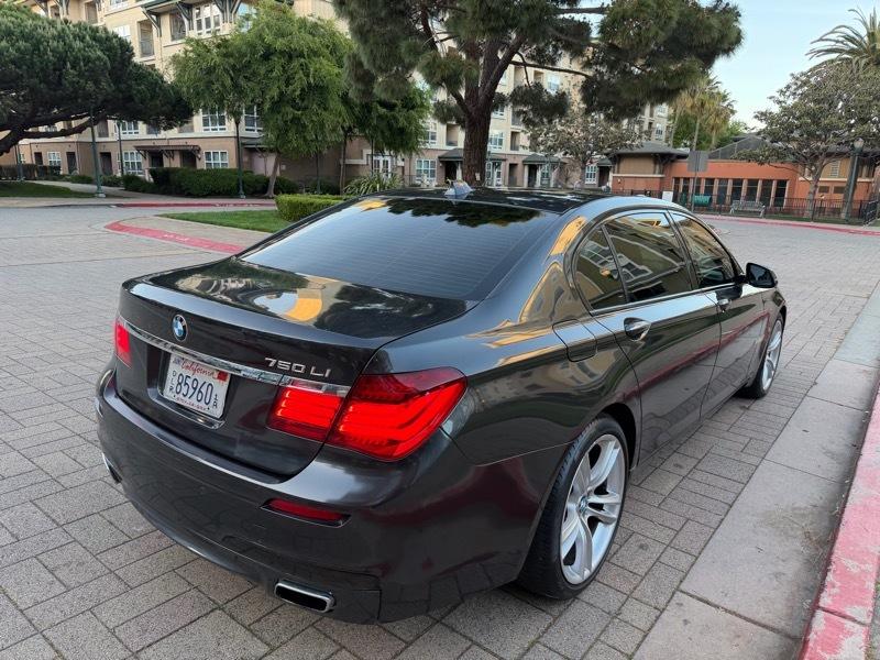 BMW 7-Series 750Li 2015