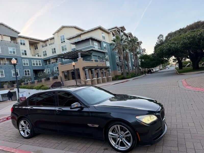 BMW 7-Series 750Li 2015