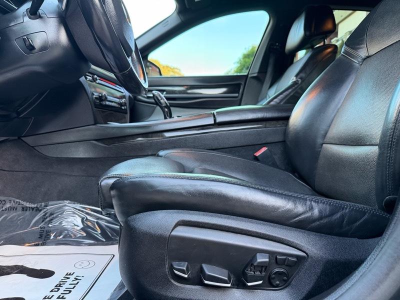 BMW 7-Series 750Li 2015