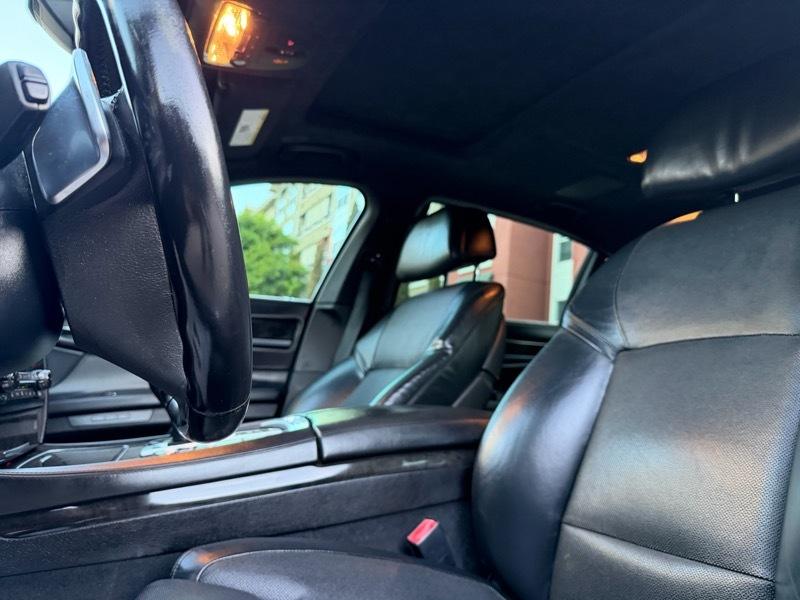 BMW 7-Series 750Li 2015