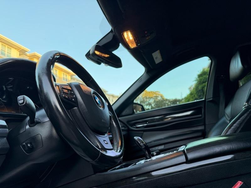 BMW 7-Series 750Li 2015