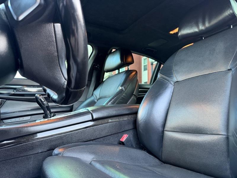 BMW 7-Series 750Li 2015