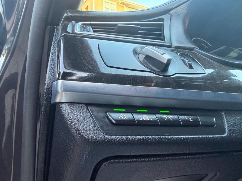 BMW 7-Series 750Li 2015