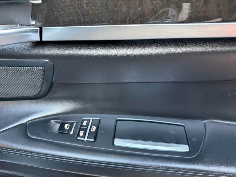 BMW 7-Series 750Li 2015