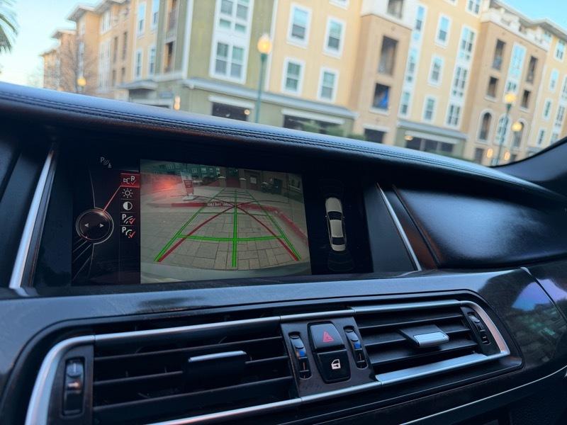 BMW 7-Series 750Li 2015