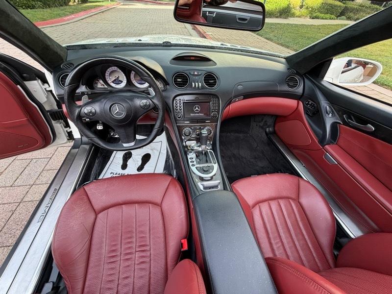 Mercedes-Benz SL-Class SL63 AMG 2009