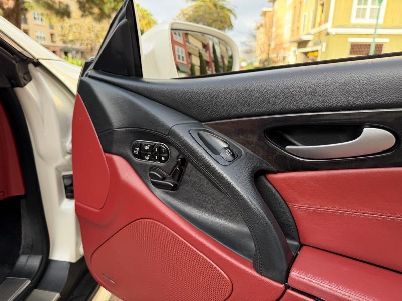 Mercedes-Benz SL-Class SL63 AMG 2009