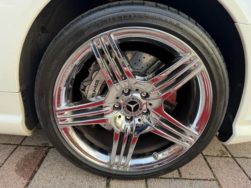 Mercedes-Benz SL-Class SL63 AMG 2009