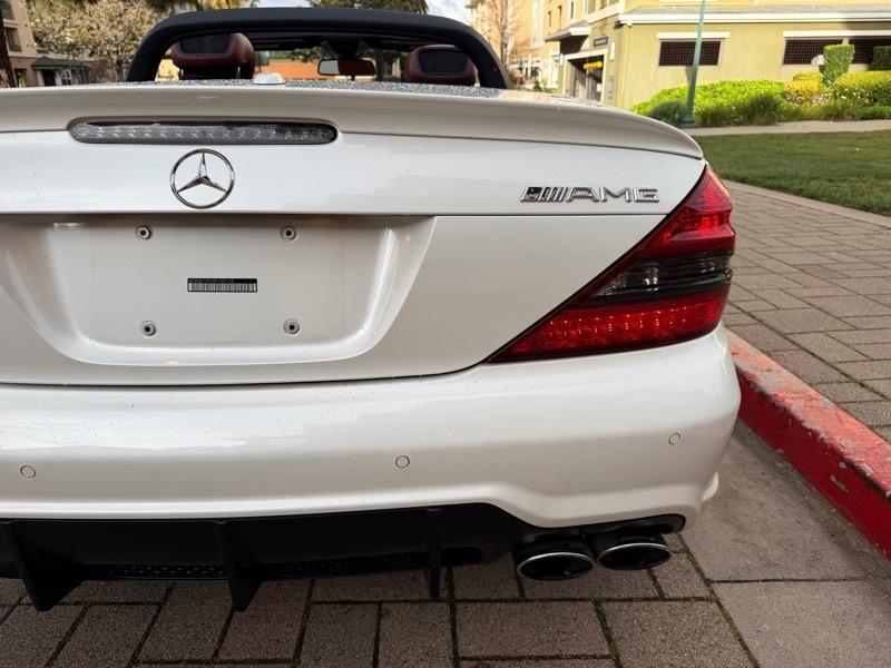 Mercedes-Benz SL-Class SL63 AMG 2009
