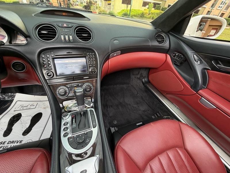 Mercedes-Benz SL-Class SL63 AMG 2009