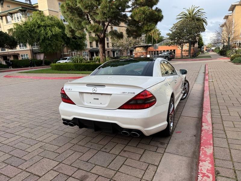 Mercedes-Benz SL-Class SL63 AMG 2009