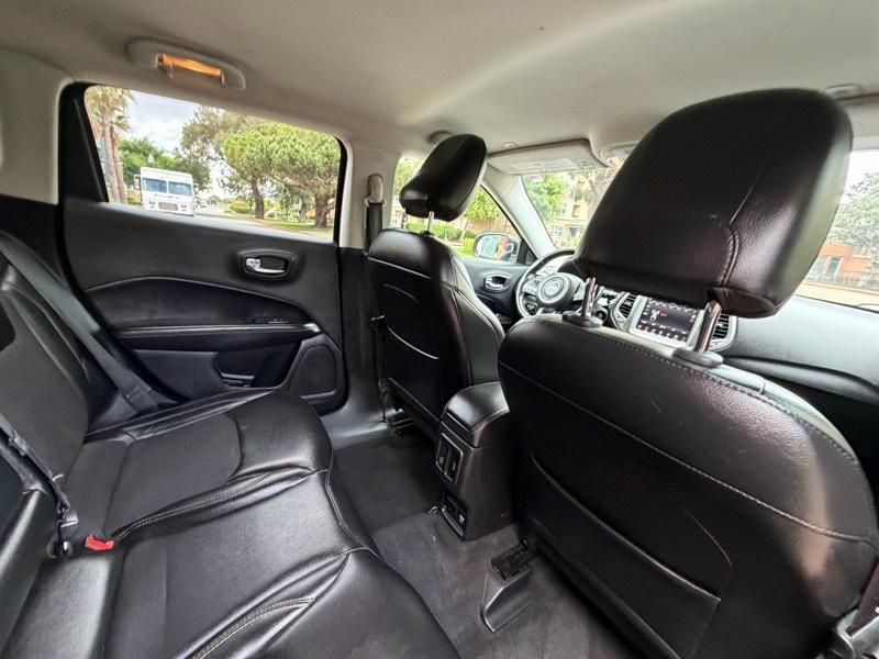 Jeep Compass Latitude FWD 2018