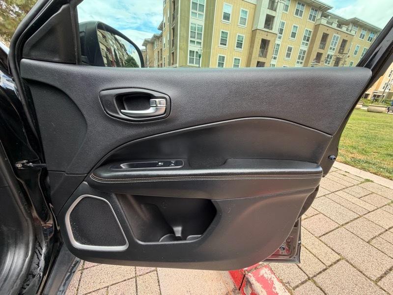 Jeep Compass Latitude FWD 2018