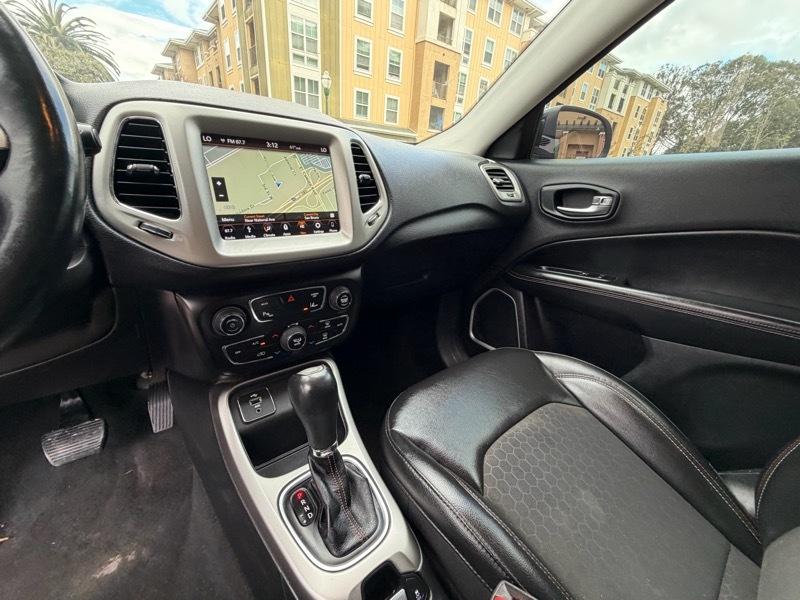 Jeep Compass Latitude FWD 2018