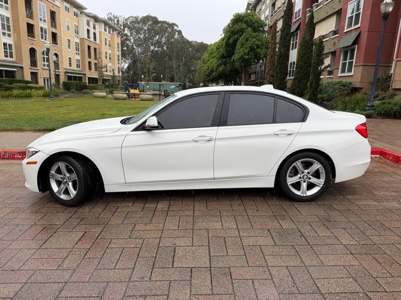 BMW 3-Series 320i Sedan 2014